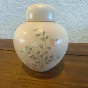 Pfaltzgraff floral incense or potpourri holder